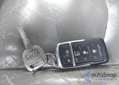 2005 Chevrolet Tahoe Z71 z USA, uszkodzony, nr VIN 1GNEK13T45R261749